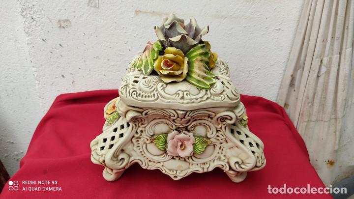 Antig&uuml;edades: centro de mesa de ceramica - Foto 1