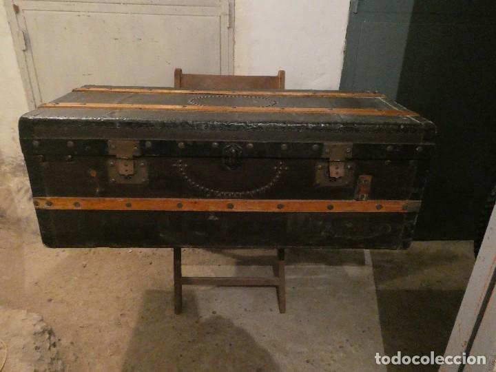 Antig&uuml;edades: Ba&uacute;l de Diligencia - Foto 1