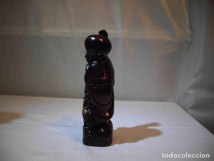 Antig&uuml;edades: FIGURA TALLA ANCIANO BACULO - Foto 2