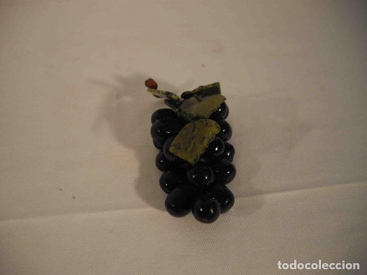 Antig&uuml;edades: RACIMO UVAS NEGRAS ONIX - Foto 1