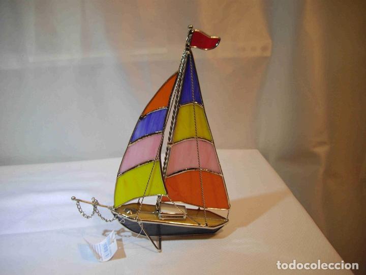 Antig&uuml;edades: VELERO VIDRIO METAL D - Foto 1