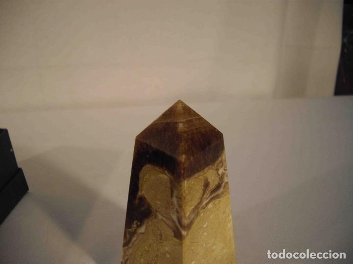 Antig&uuml;edades: OBELISCO ONIX 15 CREMA - Foto 3
