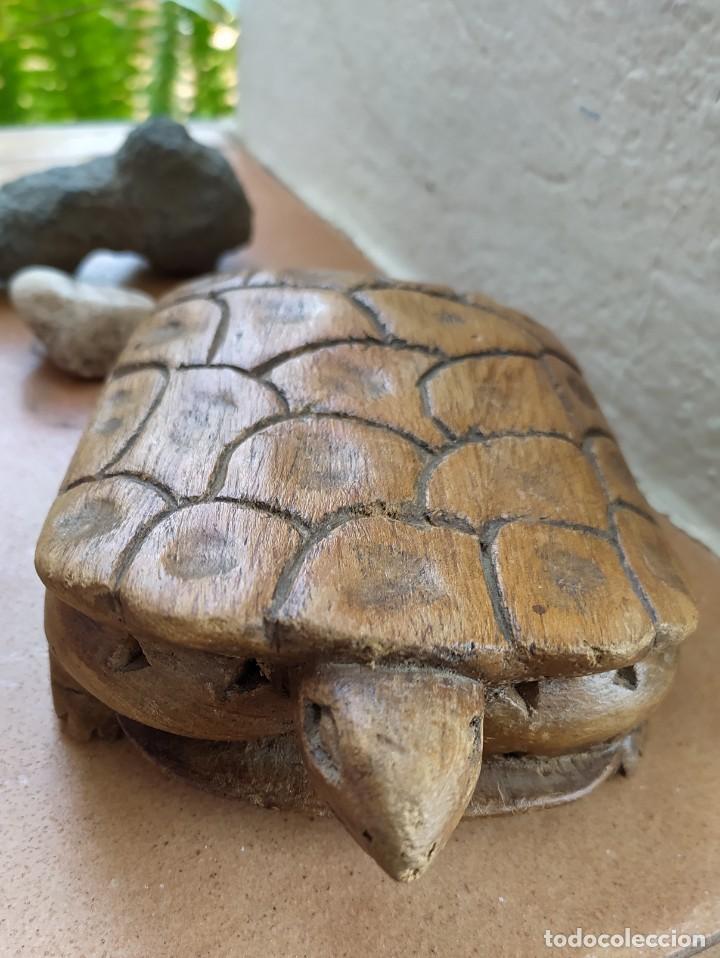 Antig&uuml;edades: TORTUGA DE MADERA DE NAIROBI - Foto 2