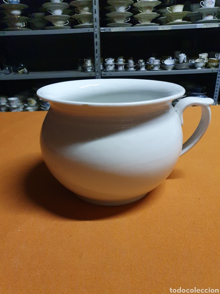 Antig&uuml;edades: Orinal Porcelana - Foto 1
