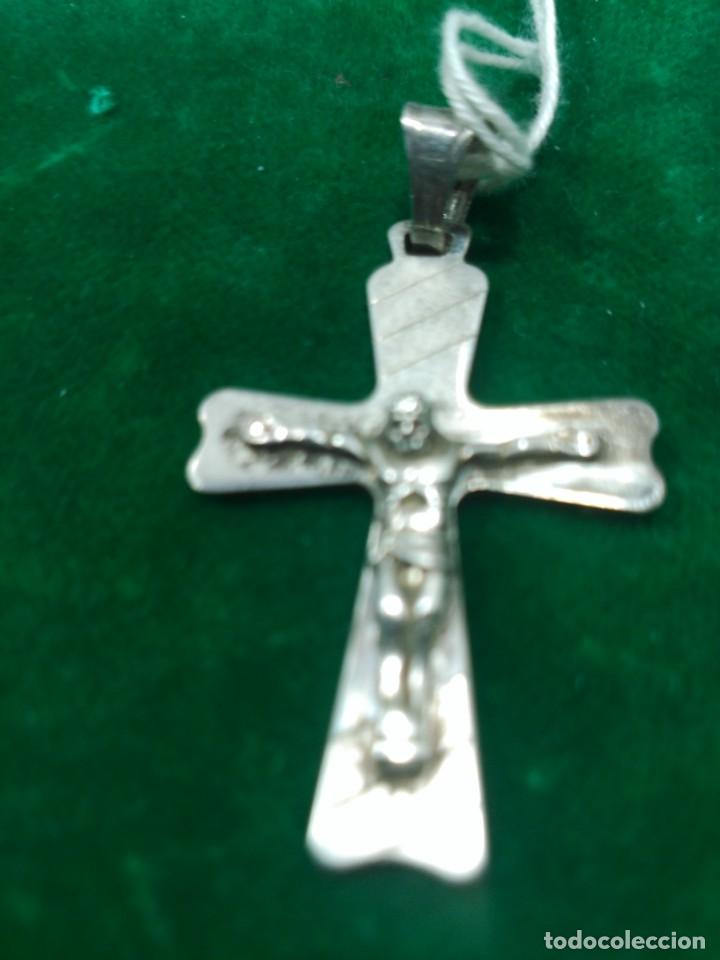 Antig&uuml;edades: Cruz de plata. + - Foto 3