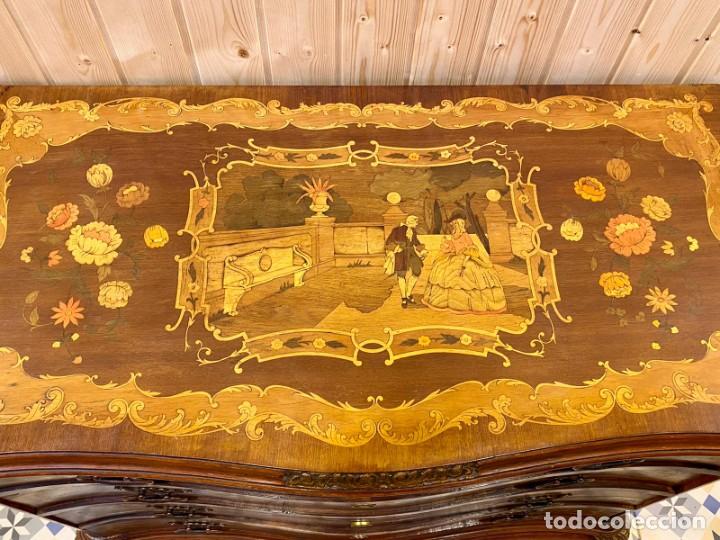 Antig&uuml;edades: C&oacute;moda estilo rococ&oacute; Luis XV - Foto 6