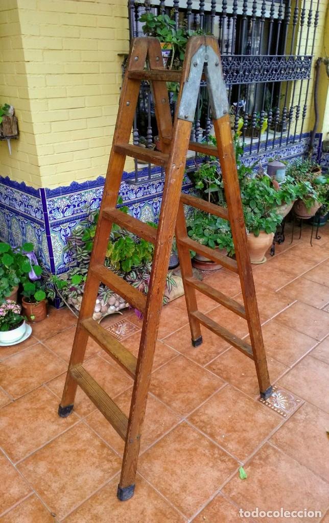 escalera de pared de madera - herramienta hecha - Acheter Meubles  auxiliaires anciens sur todocoleccion
