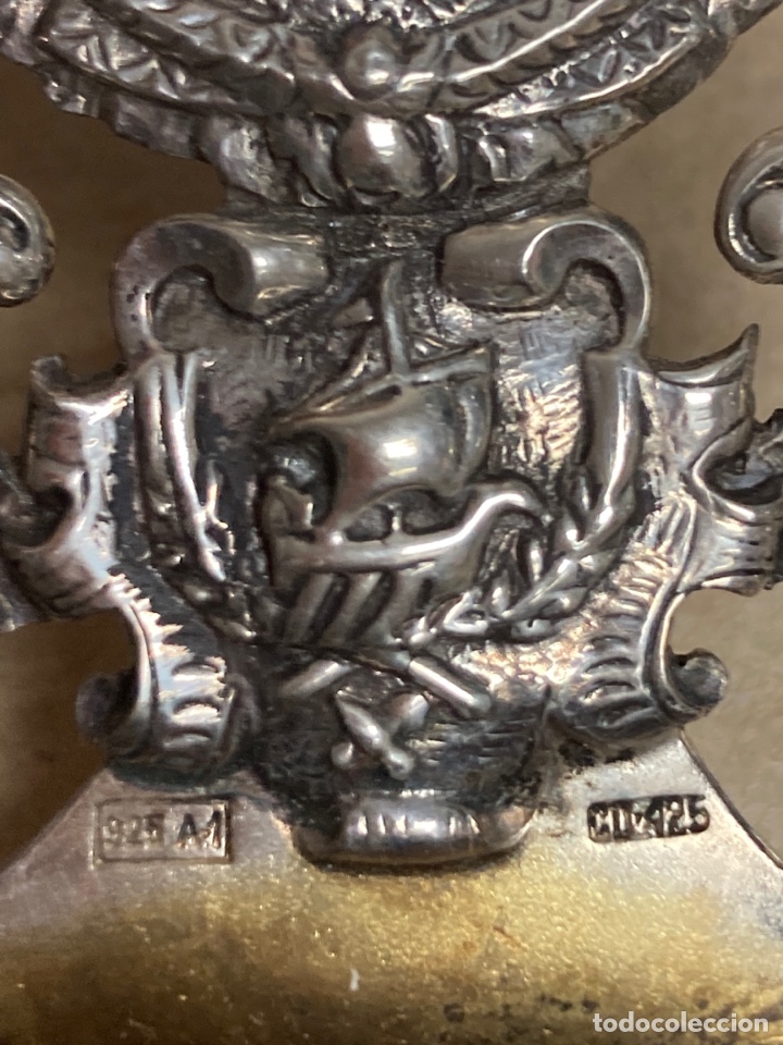 Antig&uuml;edades: Benditera de plata de primera ley de La Virgen del Roc&iacute;o - Foto 4