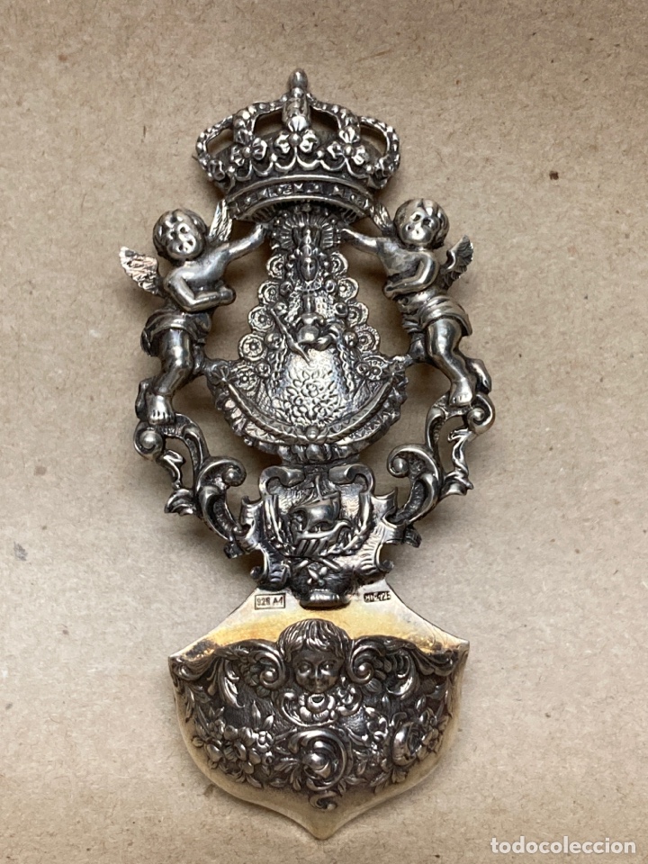 Antig&uuml;edades: Benditera de plata de primera ley de La Virgen del Roc&iacute;o - Foto 1