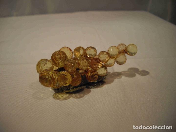 Antig&uuml;edades: RACIMO UVAS ARTIFICIAL MARRON - Foto 1