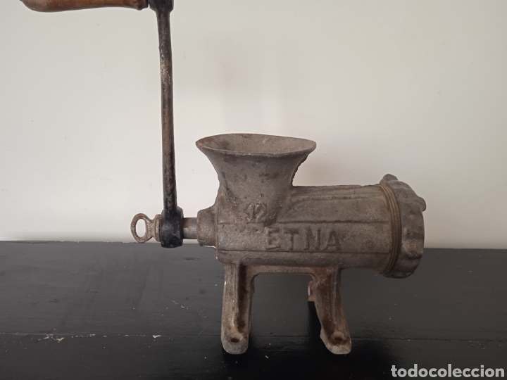 Antig&uuml;edades: Capoladora, picadora ETNA 12 - Foto 1