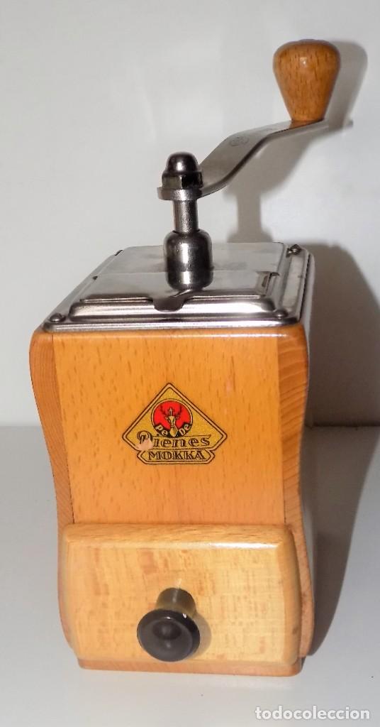 Antiquit&eacute;s: MOLINILLO DE CAF&Eacute; MARCA DIENES. MODELO 520. ALEMANIA. CA. 1956/1960.