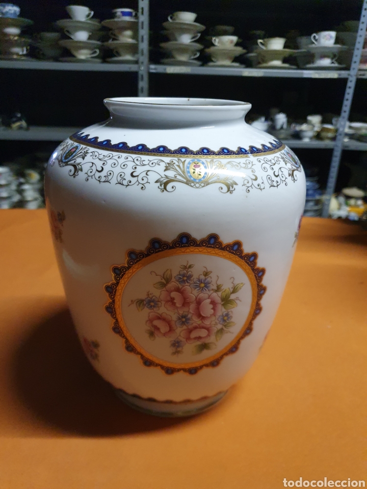 Antig&uuml;edades: Jarr&oacute;n Porcelana - Foto 1