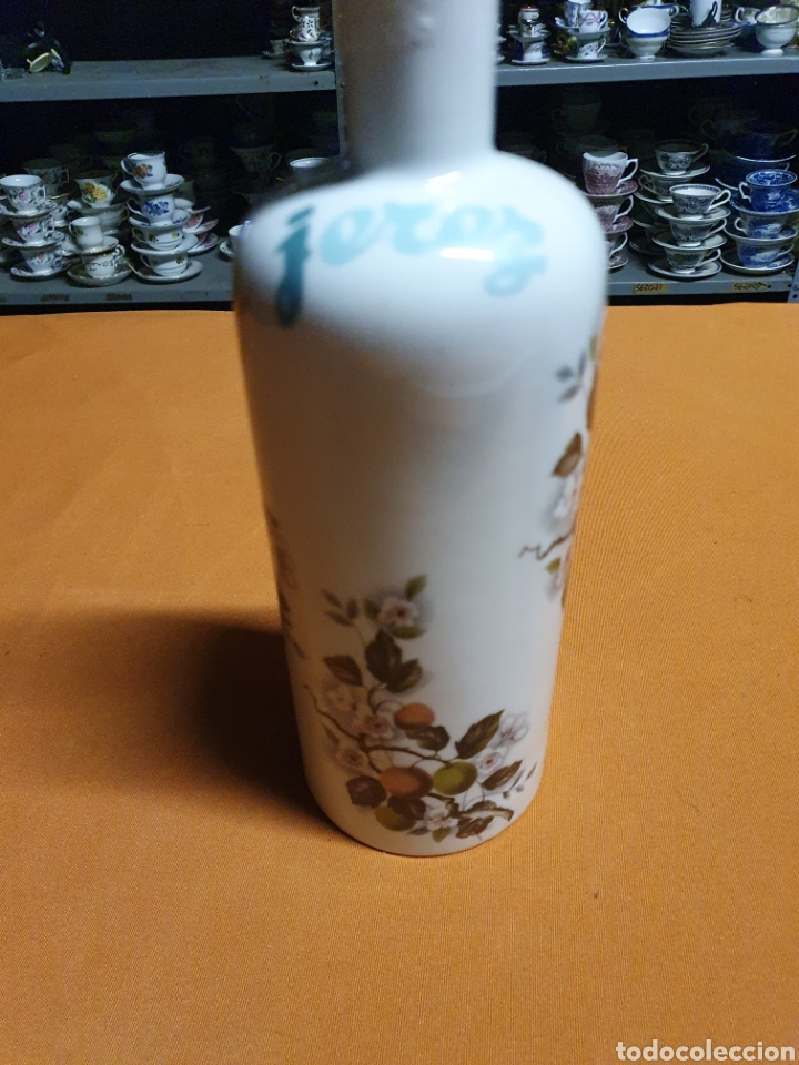 Antig&uuml;edades: Botella jerez Porcelana - Foto 2