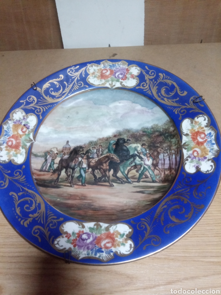 Antig&uuml;edades: Plato antiguo pintado a mano - Foto 1