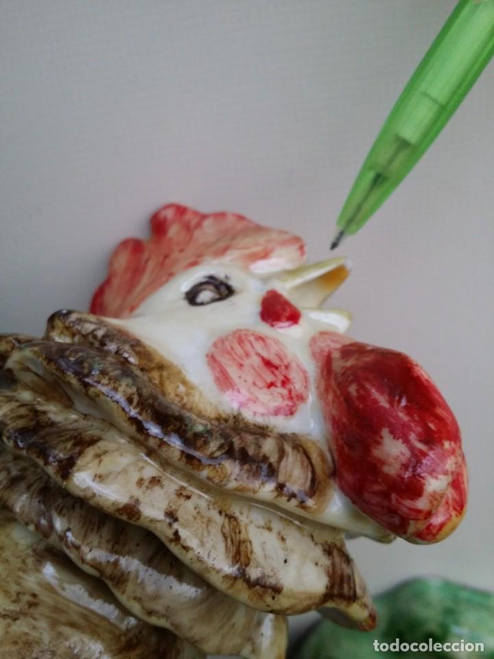Antig&uuml;edades: GALLOS DE CERAMICA RESTAURAR - Foto 7