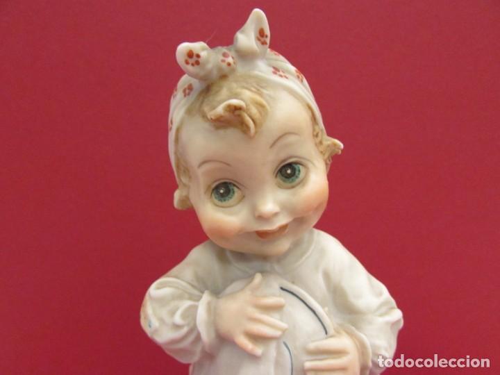Antig&uuml;edades: GIUSEPPE ARMANI CAPODIMONTE SIMPATICA FIGURA DE NI&Ntilde;A - Foto 1
