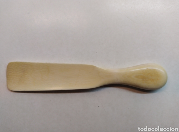Antiguidades: Antiguo calzador de marfil (19 cm x 3,5 cm)