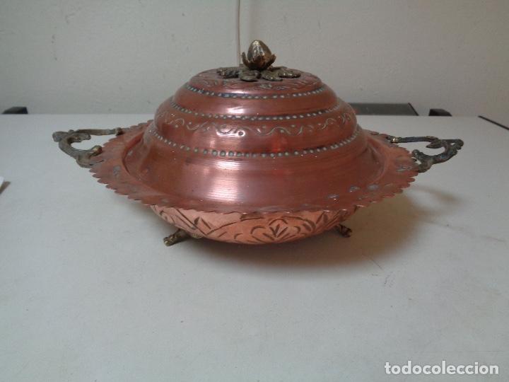 Antig&uuml;edades: sopera de cobre del siglo XIX - Foto 1