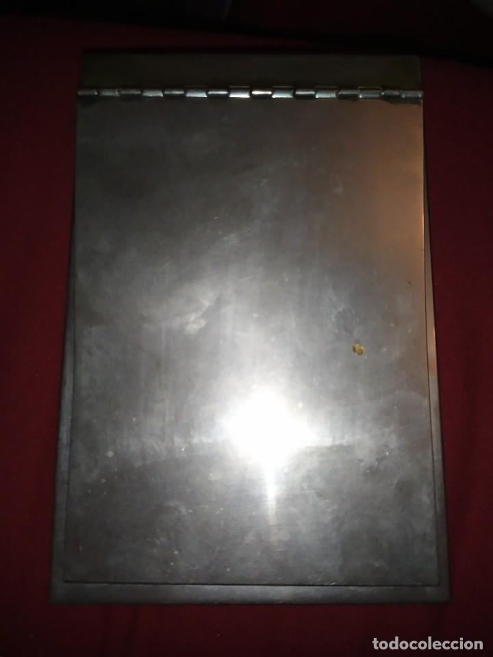 Antiques: ANTIGUO ACCESORIO DESPACHO PORTA DOCUMENTOS PAPELES METAL PLATEADO &Uacute;NICO? SE AGRADECE INFORMACI&Oacute;N