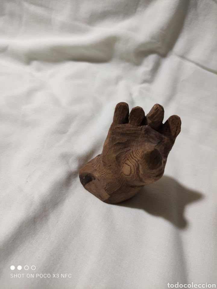 Antig&uuml;edades: Mano tallada de ni&ntilde;o - Foto 1