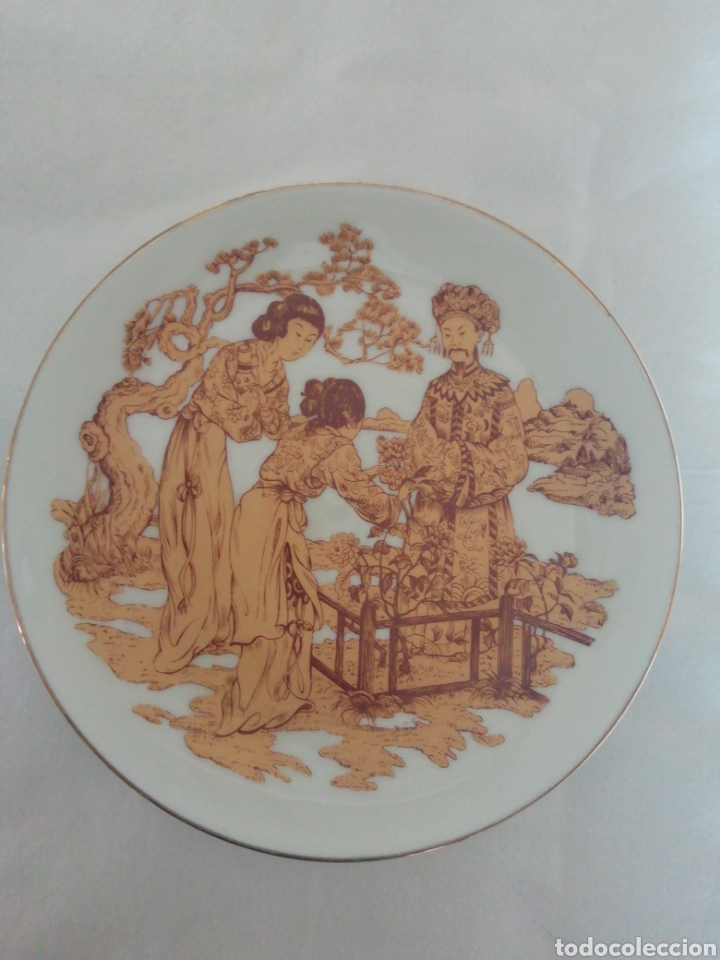 Antig&uuml;edades: Plato de porcelana - Foto 1