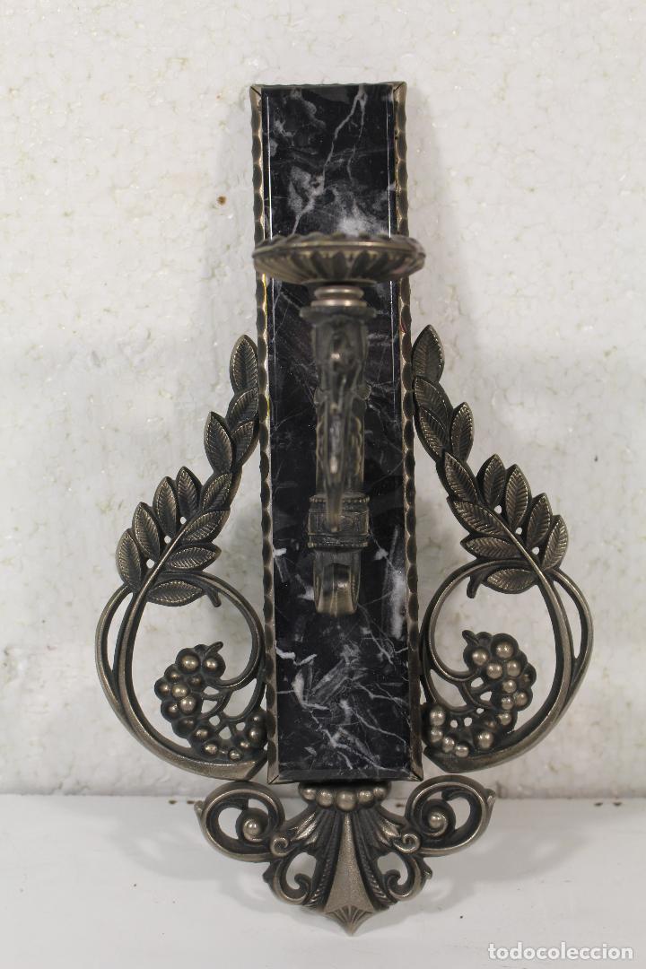 Antig&uuml;edades: aplique de metal y marmol - Foto 2
