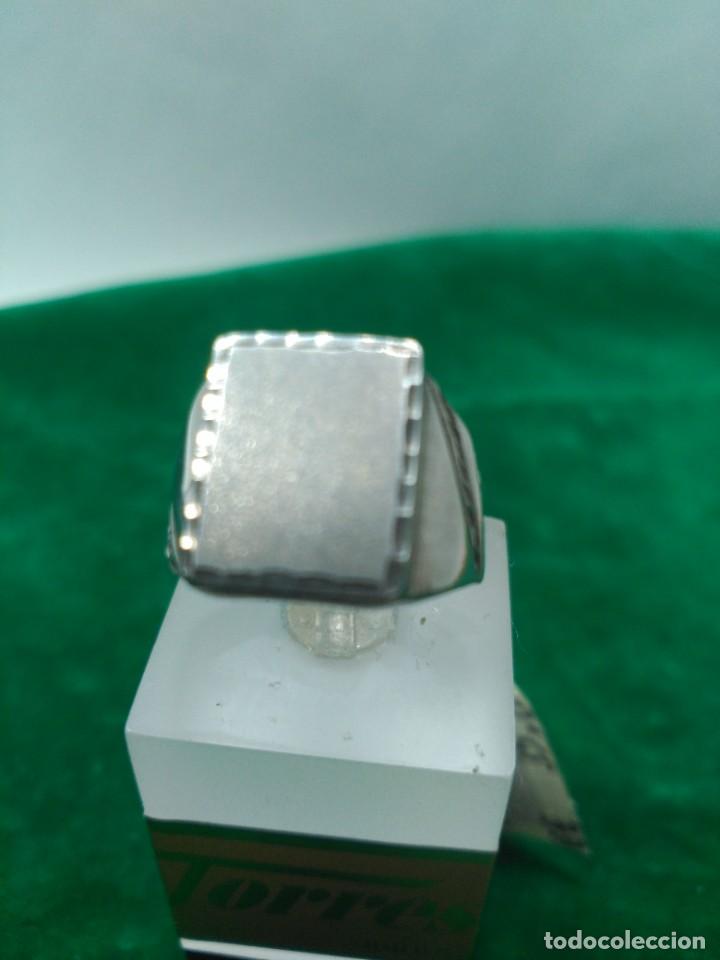 Antig&uuml;edades: sortija caballero plata - Foto 1
