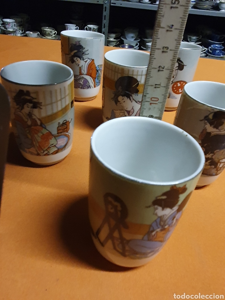 Antig&uuml;edades: Conjunto de 6 vasos de Porcelana - Foto 2