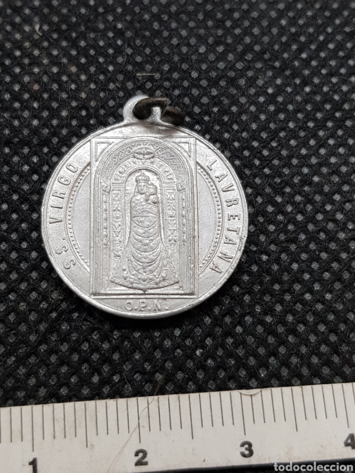 Antig&uuml;edades: Medalla religiosa 1883 Nuestra Se&ntilde;ora de Loreto - Foto 2