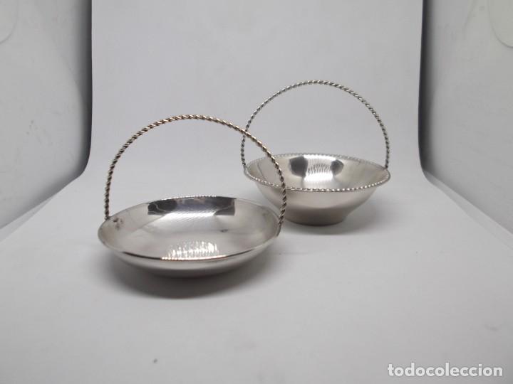 Antig&uuml;edades: 2 Cestitas de plata punzonada diferentes. - Foto 7
