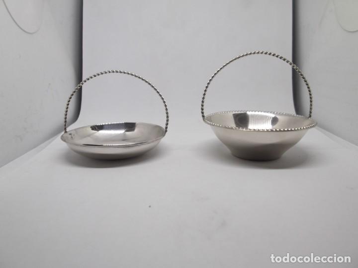 Antig&uuml;edades: 2 Cestitas de plata punzonada diferentes. - Foto 6