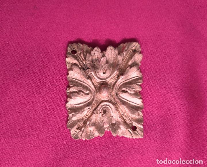 Antig&uuml;edades: ADORNO DE BRONCE - Foto 1