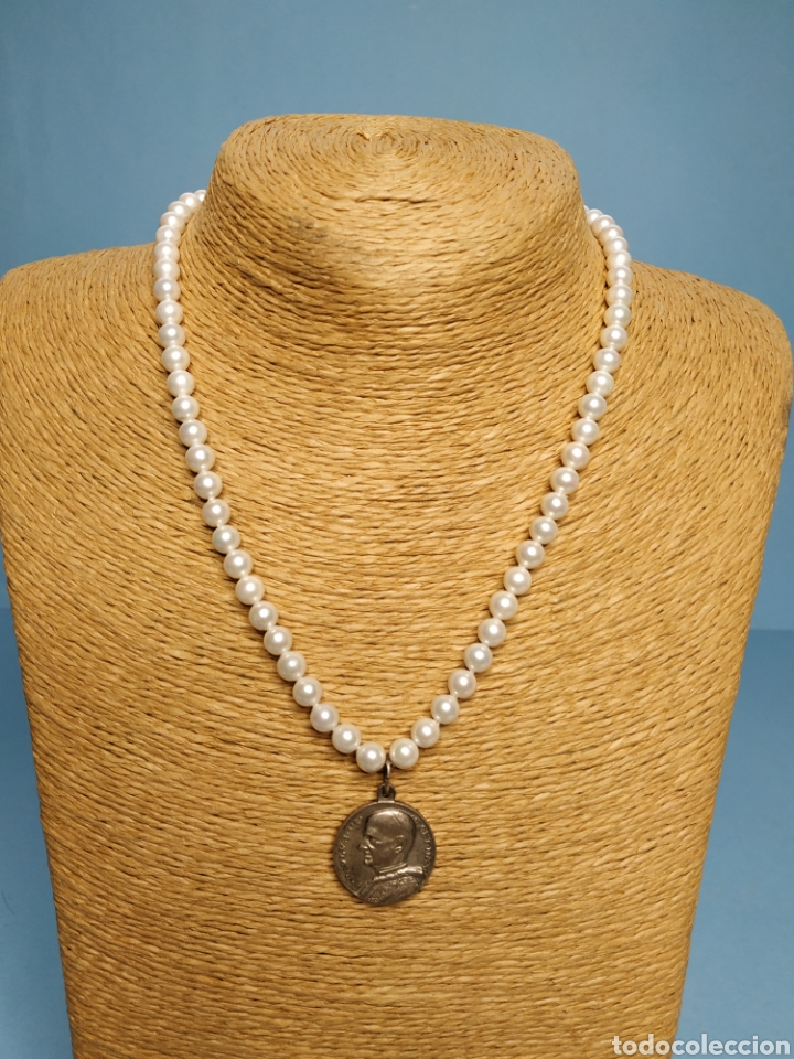 Antig&uuml;edades: COLLAR DE PERLAS CON MEDALLA ( 0097 ) - Foto 4