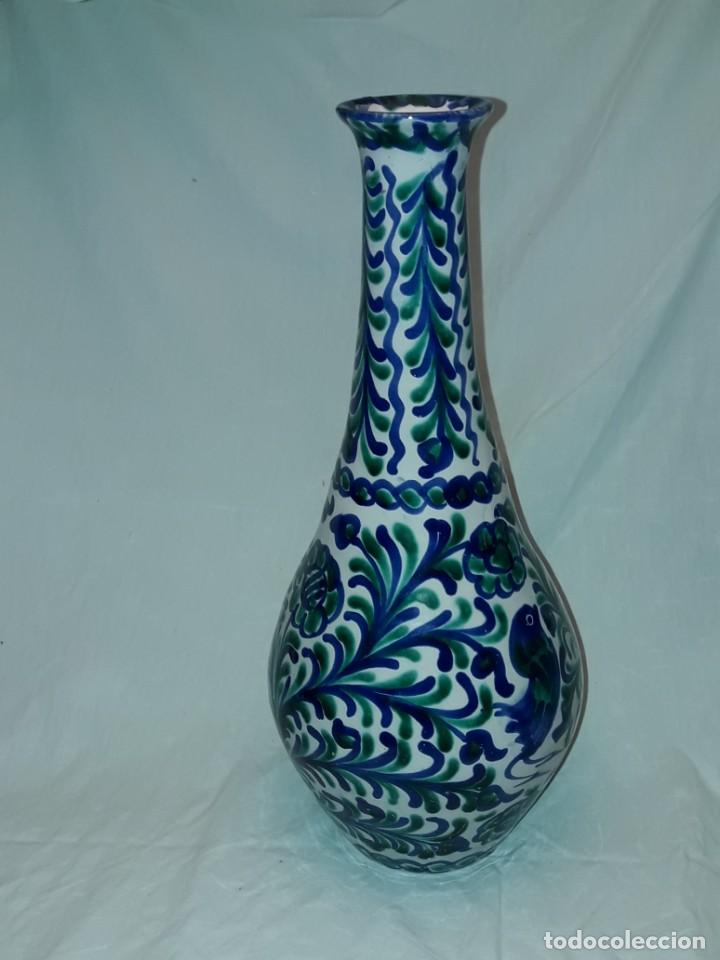 Antigüedades: Bello jarrón boca estrecha cerámica Fajalauza Granada 29cm - Foto 5 - 246891085