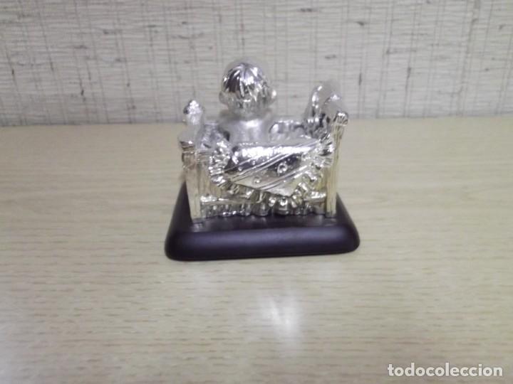 Antig&uuml;edades: Figura de bebe en cuna en plaque de plata - Foto 7