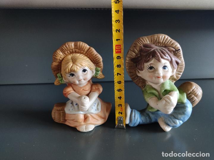 Antiques: Lote 2 figuras de PORCELANA de MUY PEQUE&Ntilde;O TAMA&Ntilde;O * VER FOTOS * BUENA CONDICI&Oacute;N