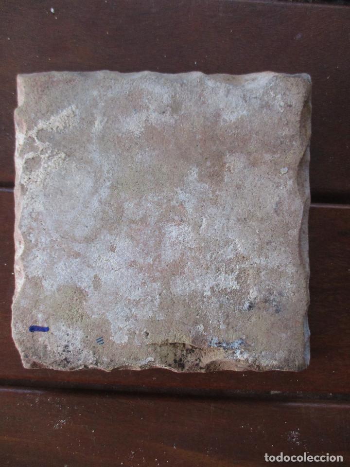 Antig&uuml;edades: Azulejo pintado siglo XVII - Foto 2