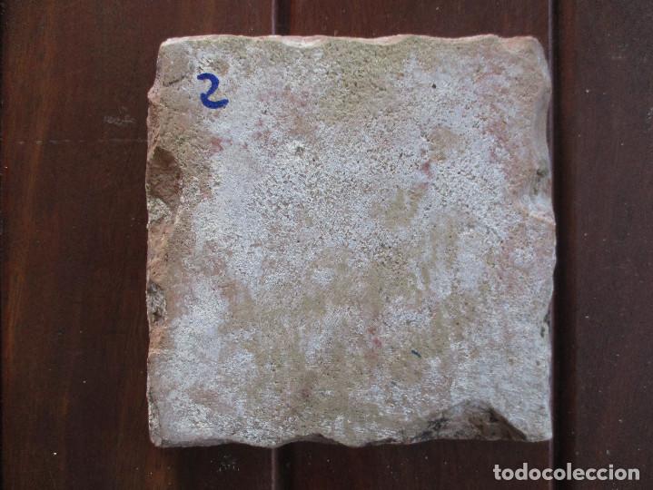 Antig&uuml;edades: Azulejo pintado siglo XVII - Foto 2