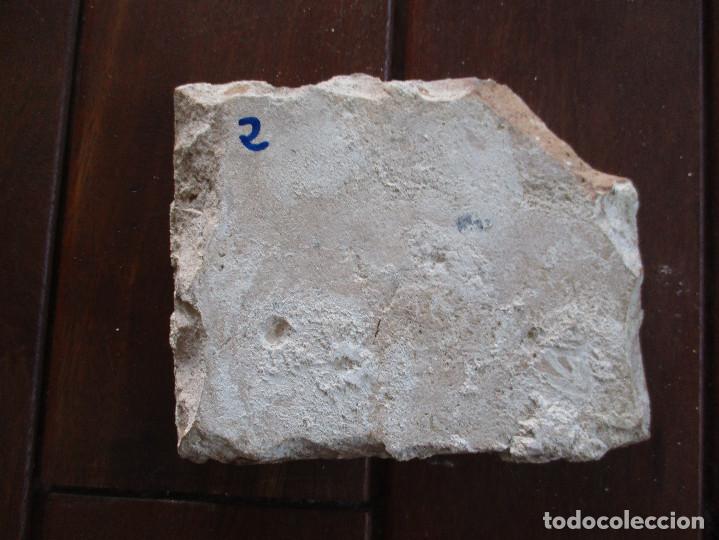 Antig&uuml;edades: Azulejo pintado siglo XVII - Foto 2
