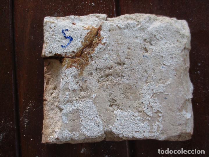 Antig&uuml;edades: Azulejo pintado siglo XVII - Foto 2
