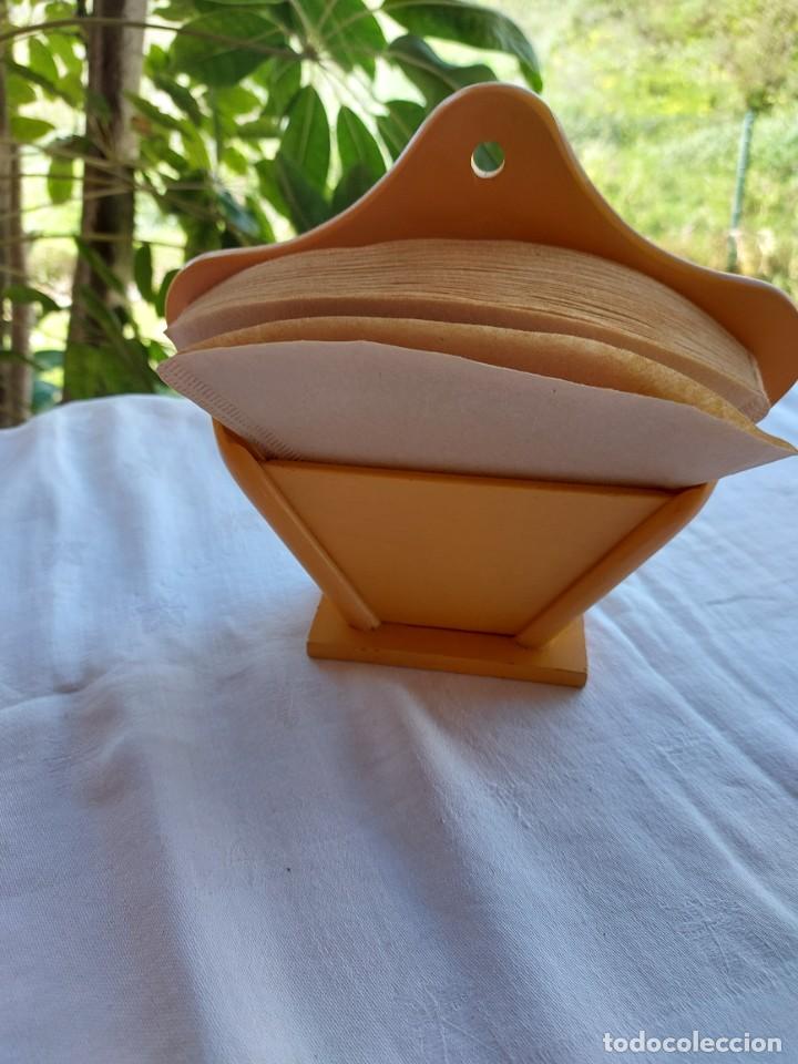 Antiguidades: SOPORTE DE MADERA