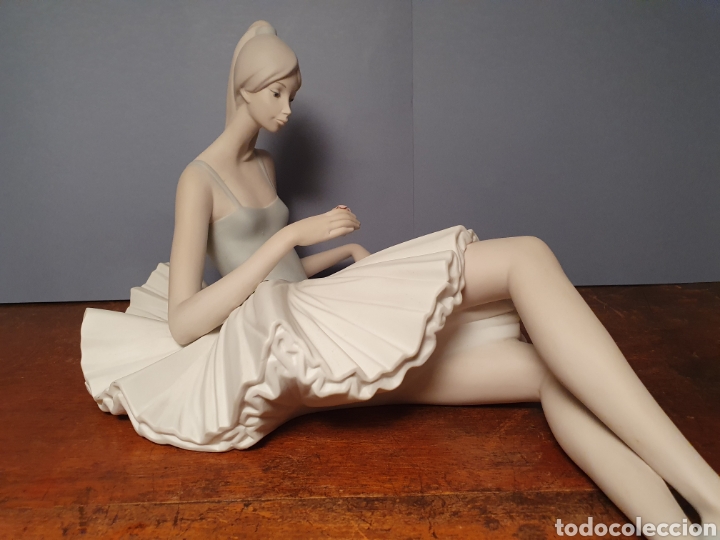 Antig&uuml;edades: Bailarina sentada - LLADRO - Foto 6