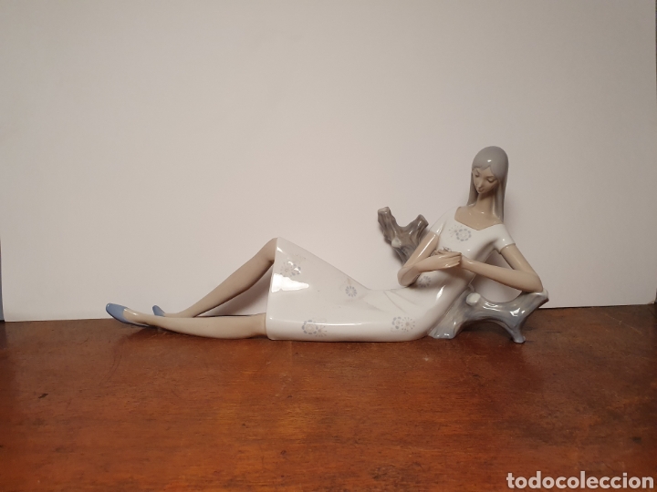 Antig&uuml;edades: Joven con margarita - Lladro - Foto 9