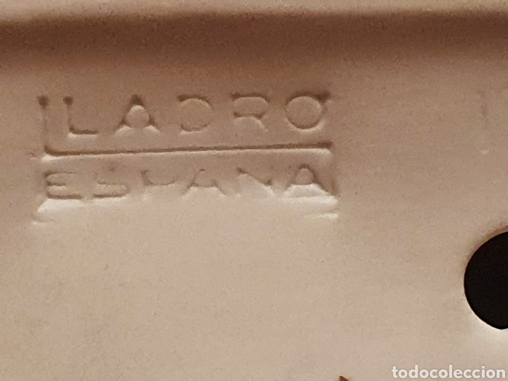 Antig&uuml;edades: Joven con margarita - Lladro - Foto 10