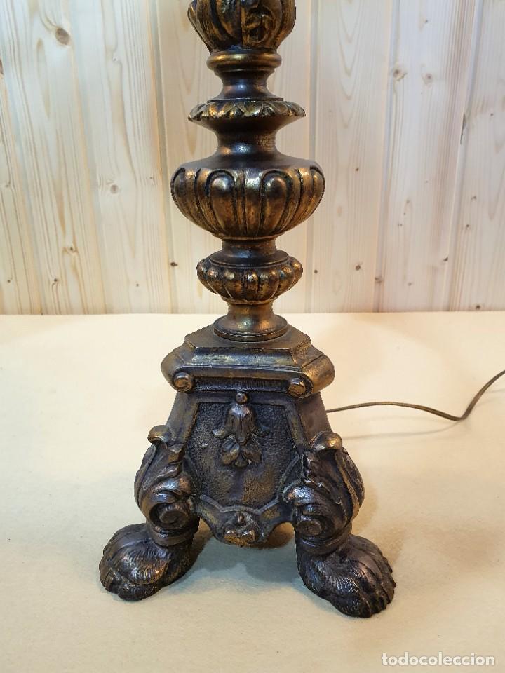 Antig&uuml;edades: ANTIGUA LAMPARA DE SOBREMESA DE BRONCE - Foto 2