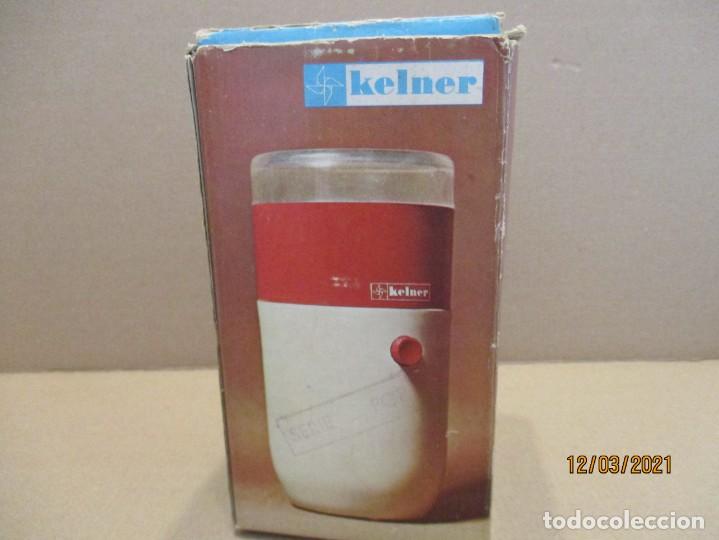 Antig&uuml;edades: Molinillo de caf&eacute; kelner jv a&ntilde;os 70 va con caja Made in spain necesita pulido dela carcasa funciona