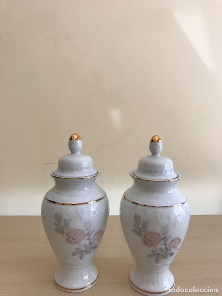 Antig&uuml;edades: Pareja jarrones porcelana - Foto 1