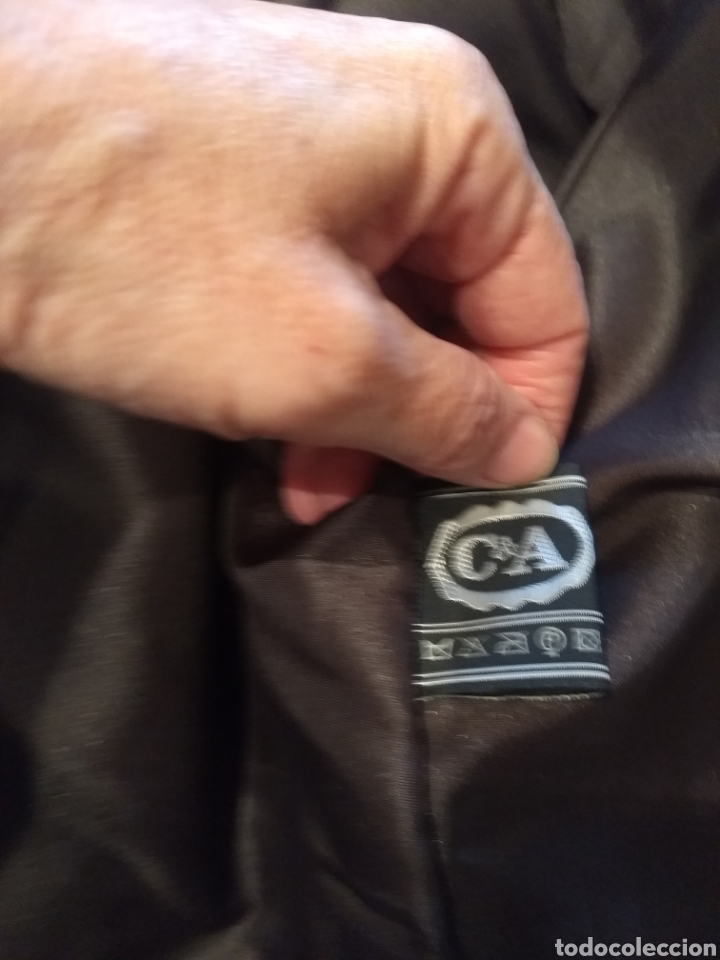 Antig&uuml;edades: Chaqueton piel sint&eacute;tica - Foto 3
