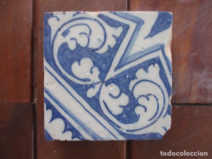 Antig&uuml;edades: Azulejo pintado siglo XVI - Foto 1